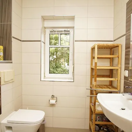 Weingarten Fischer 아파트