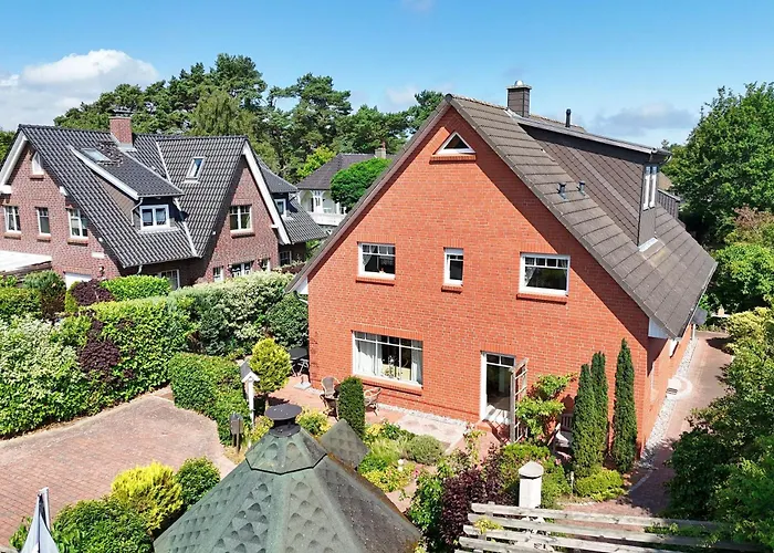 Weingarten Fischer 아파트 *